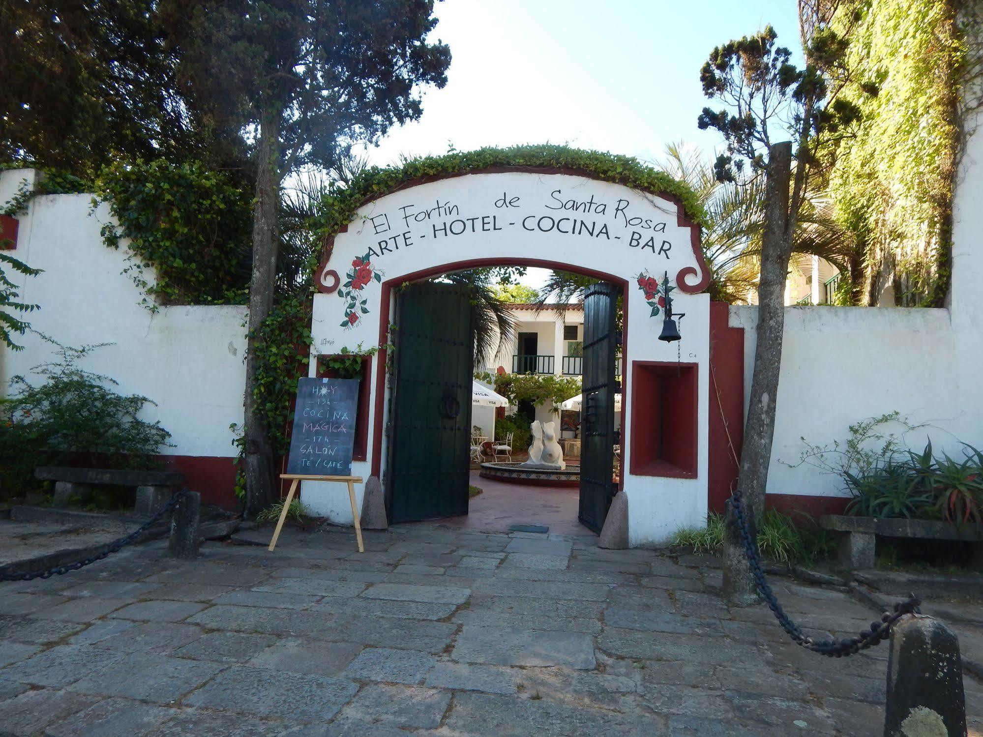 Fortin De Santa Rosa Atlántida 外观 照片